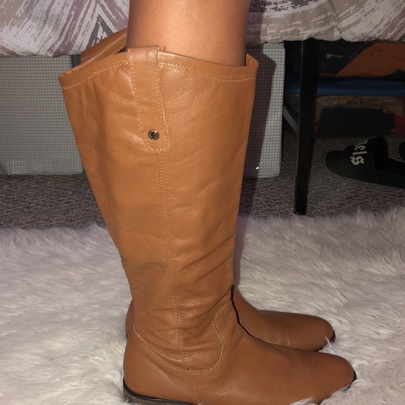 Fiorenzi Boots - Picture 3 of 7